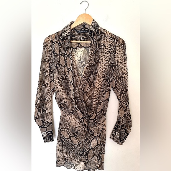 Zara Sheer Snake Print Blouse Long Sleeve Runched Black and Tan Sz M - Picture 6 of 7